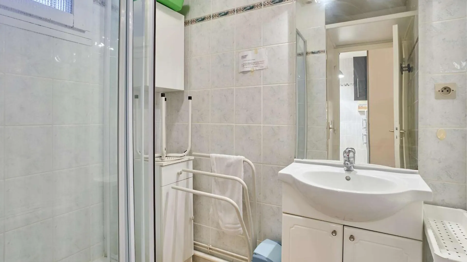 Apartment Appartement T1 Bis Cosy Avec Balcon Et Parking, Ideal Pour 2 Personnes - Fr-1-841-40 Barbotan-les-Thermes