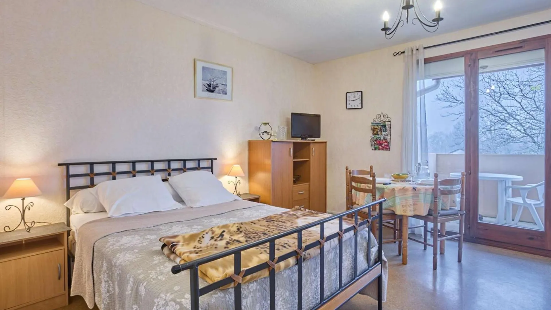Appartement T1 Bis Cosy Avec Balcon Et Parking, Ideal Pour 2 Personnes - Fr-1-841-40 Barbotan-les-Thermes